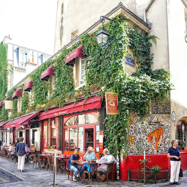 LE MARAIS PARIS